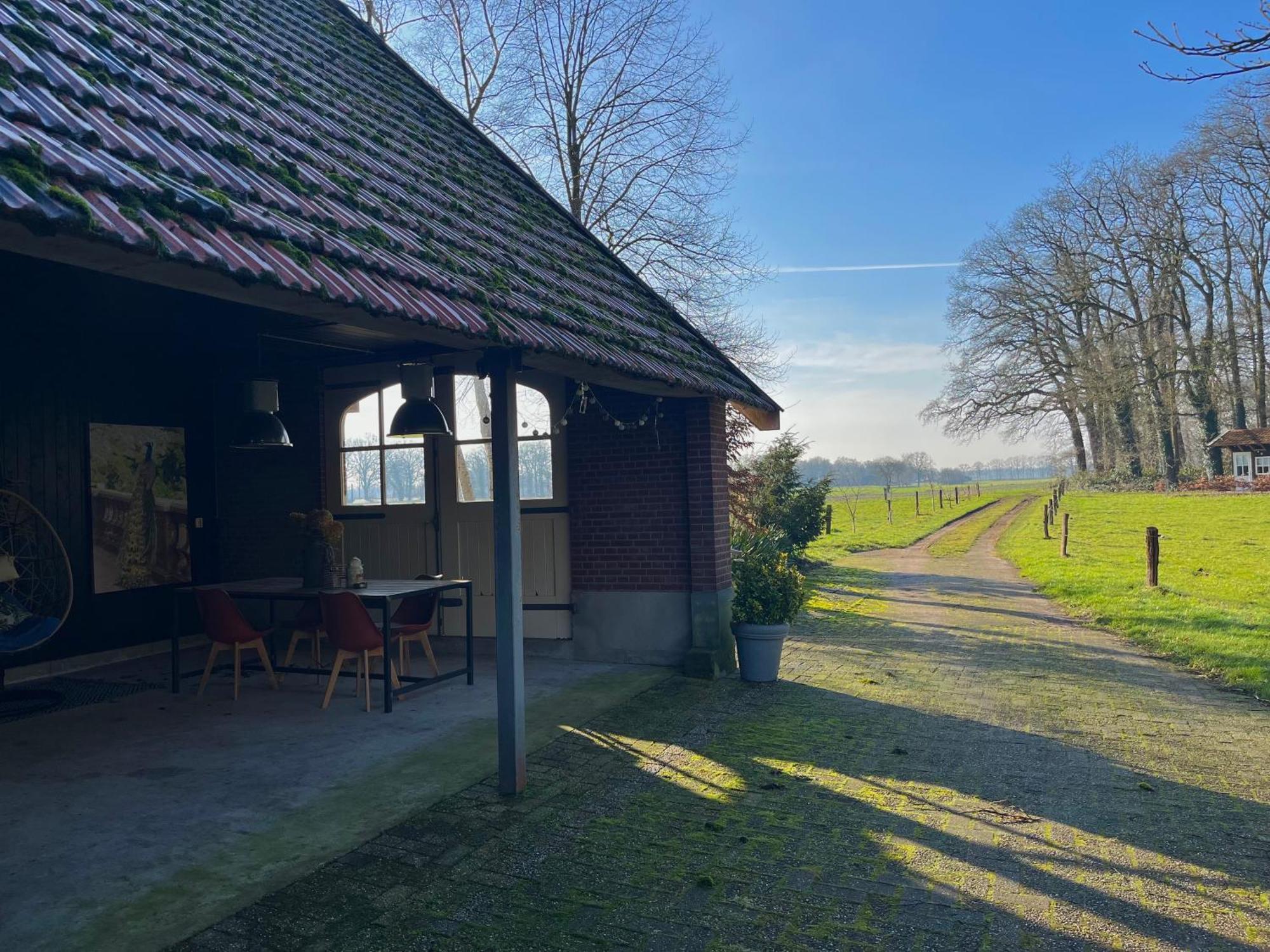 Landhuis Onder De Lindeboom Losser Eksteriør billede